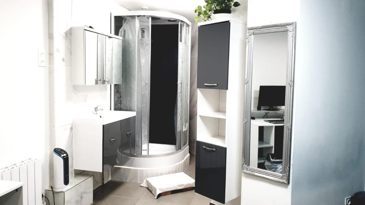 Jolie Appartement Avec 2 Chambres Partagees Párizs Kültér fotó